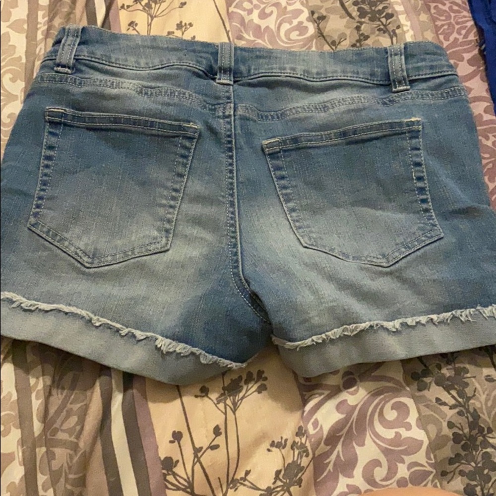 SHORTS(: - Picture 5 of 6